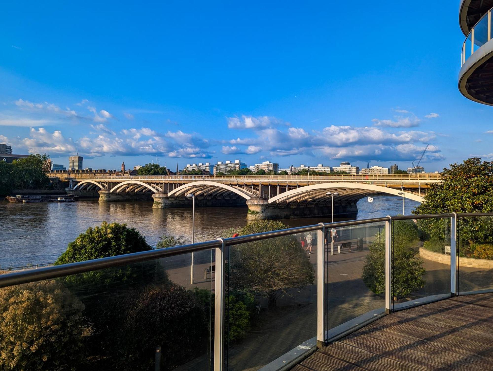Estatesmen Chelsea Bridge Flat Apartment London