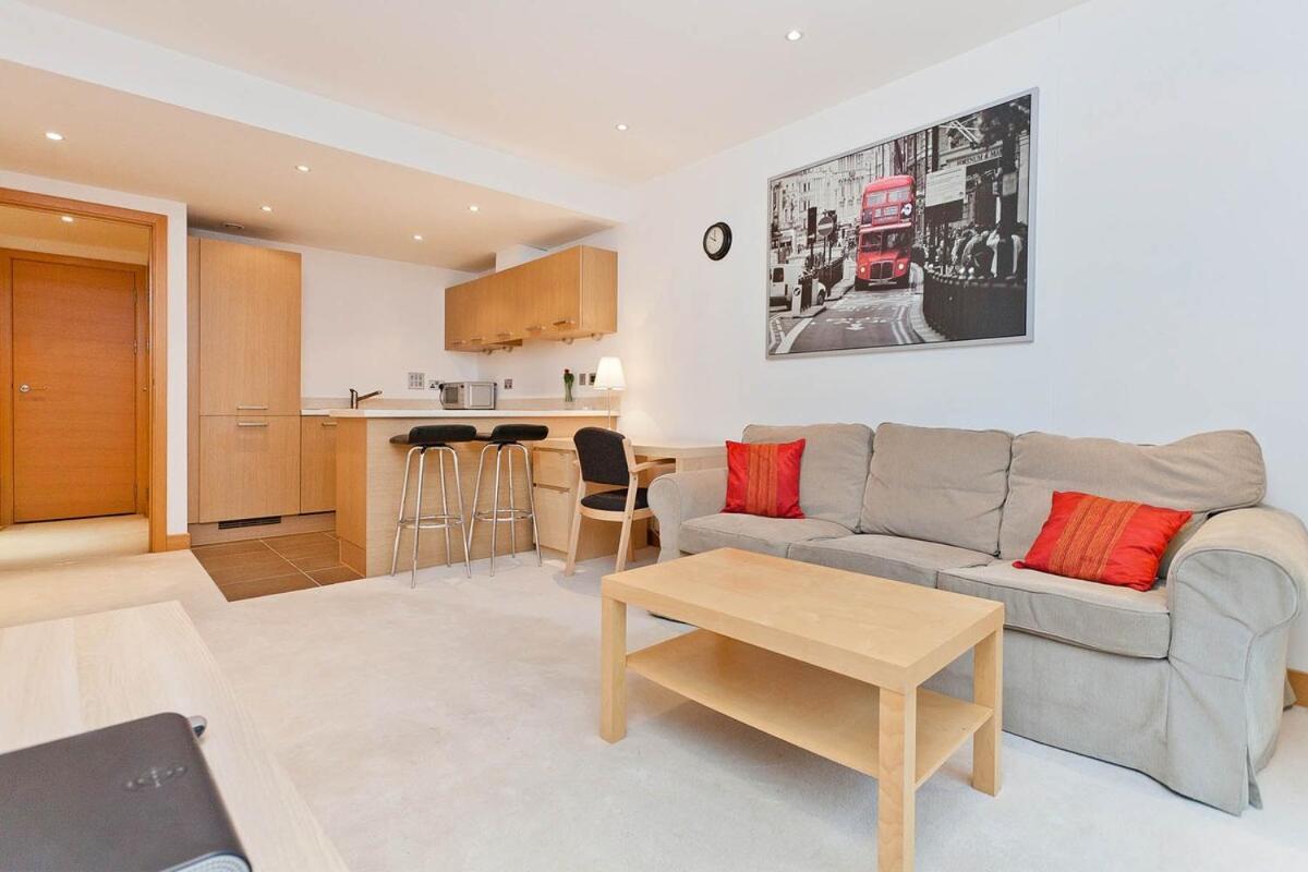 Estatesmen Chelsea Bridge Flat Apartment *