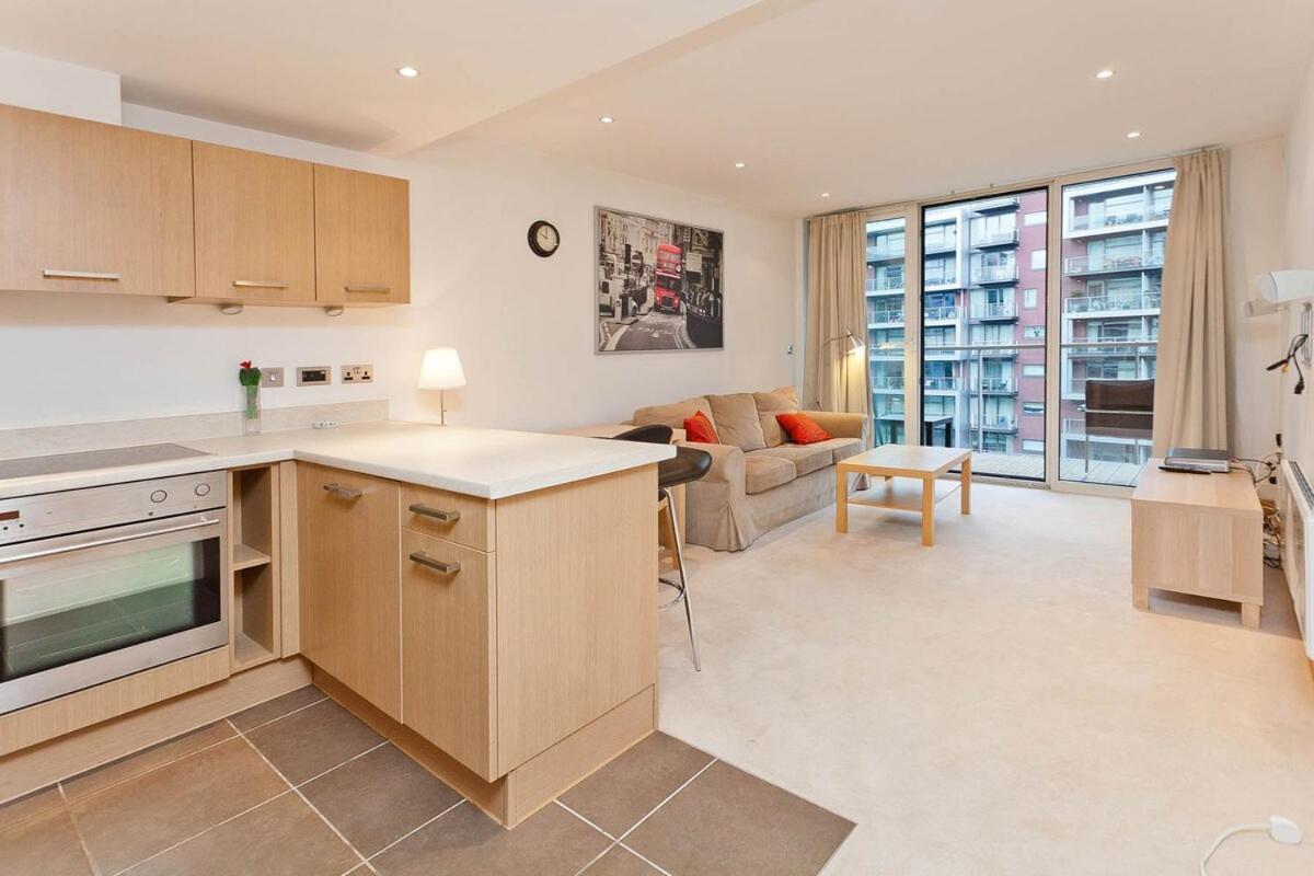 Estatesmen Chelsea Bridge Flat Apartment