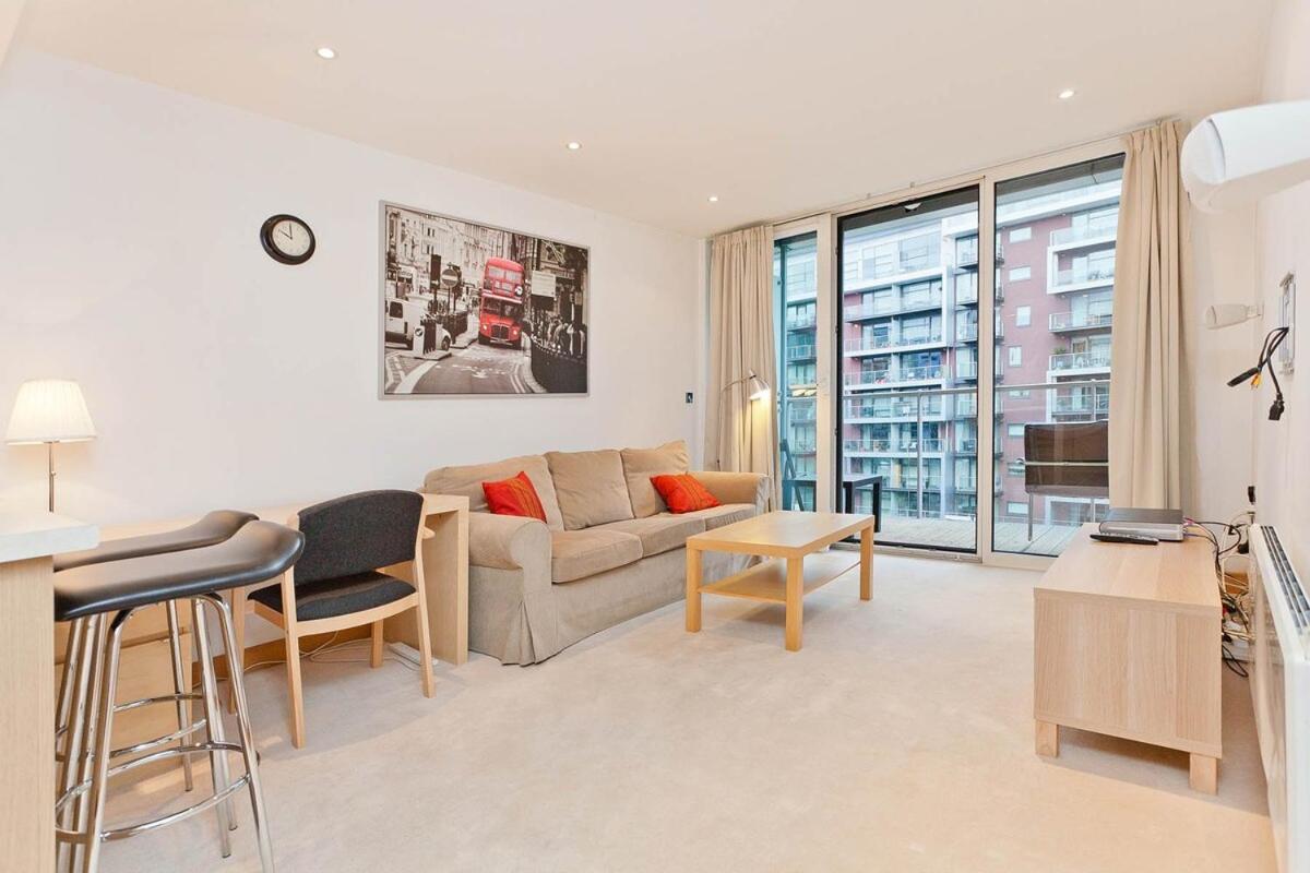 Apartment Estatesmen Chelsea Bridge Flat *