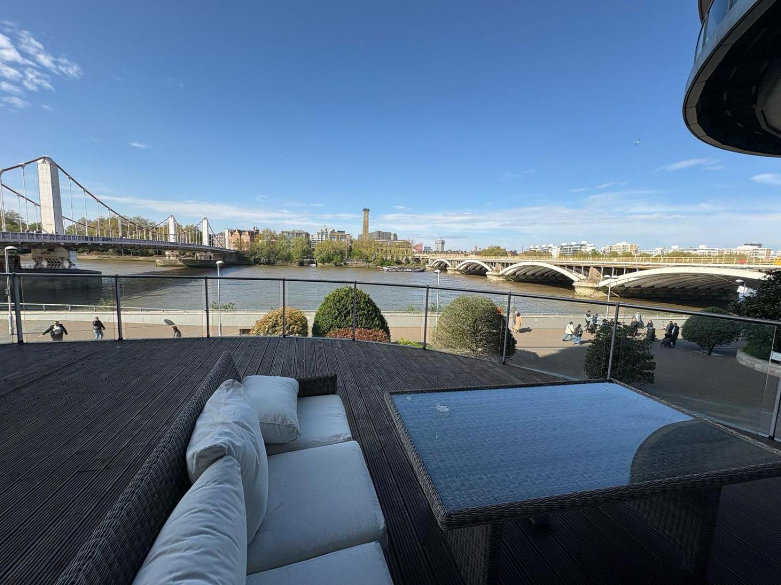 Estatesmen Chelsea Bridge Flat Apartment *